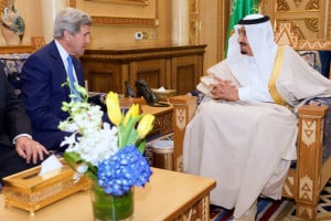 Secretary Kerry sits with King Salman of Saudi Arabia. (Flickr)