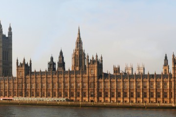 London Parliament. (Wikipedia)