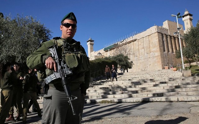 IDF Thwarts Palestinian Terror Attack in Hebron