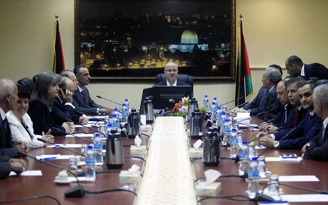 PA objects to Palestinian tax revenues transfer delay as Israel seeks to deduct unpaid bills