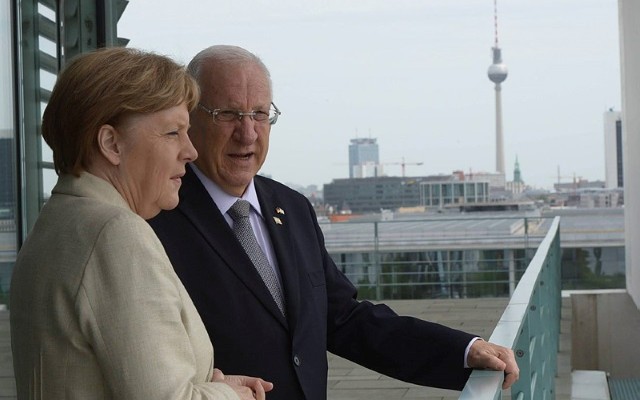 Merkel to Rivlin: Deal with Iran not likely