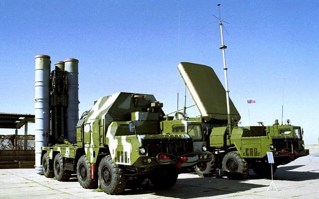 Iran receives first delivery of S-300 missiles