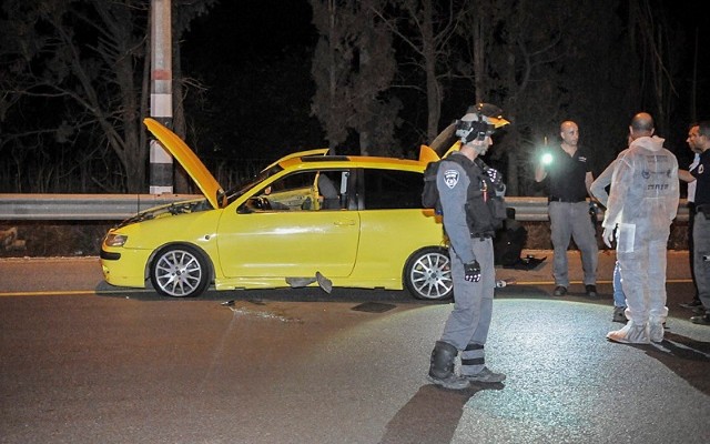 Arab terrorist stabs 4 Israelis in northern Israel