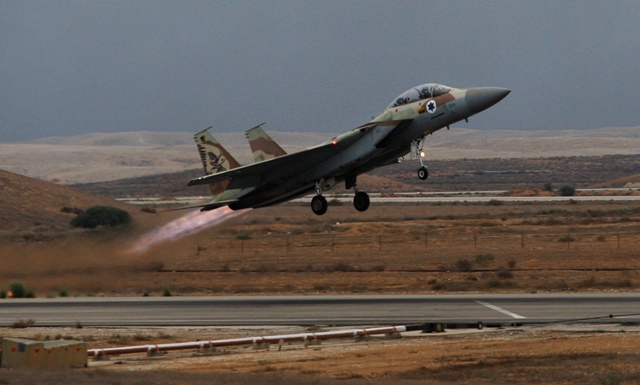 Report: Israel attacks Hezbollah weapons cache in Syria