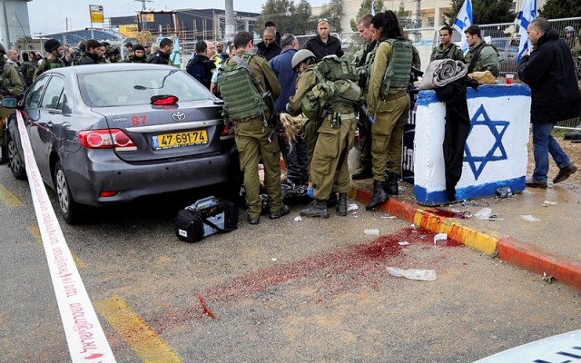 IDF forces shoot Palestinian terrorists who attempted attacks