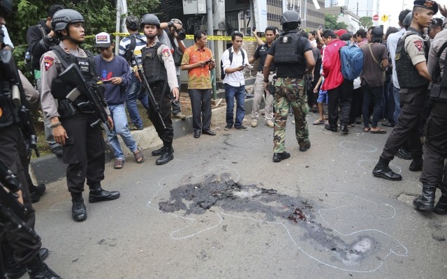 ISIS strikes in Indonesia’s capital, killing 2 and wounding scores
