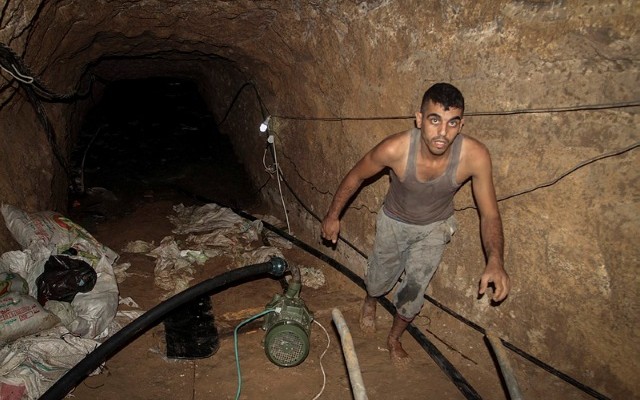 2 Palestinians killed in collapse of Hamas terror tunnel