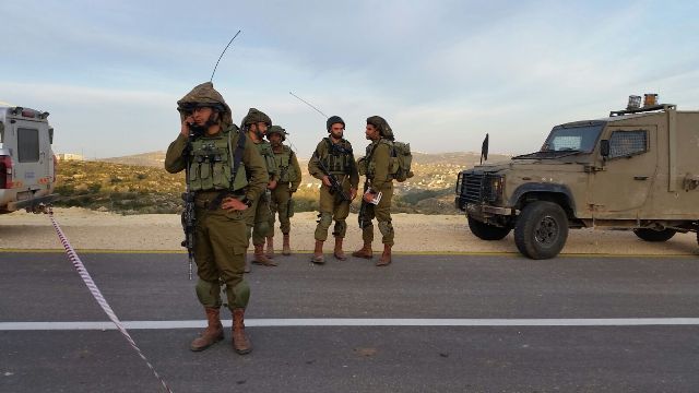 Palestinian terrorists wound Israeli in failed attack on Jewish community