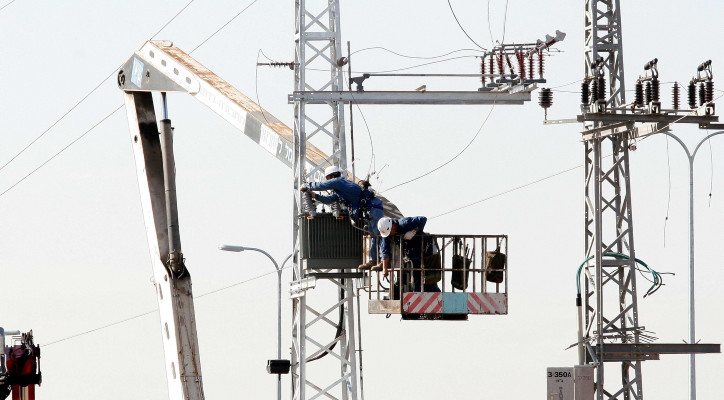 Israel to cut power to Palestinian city over millions in unpaid bills 