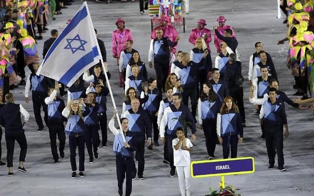 Lebanese Olympic team refuses to ride with Israelis