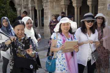 Tourists in Israel. (Sebi Berens/Flash90)