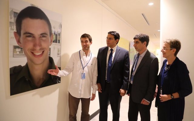 UN display of drawings by IDF soldier highlight demand for his return