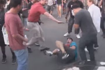 Mob attacks Trump supporter