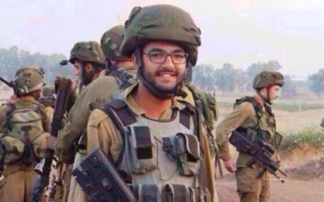 IDF soldier decorated posthumously for bravery