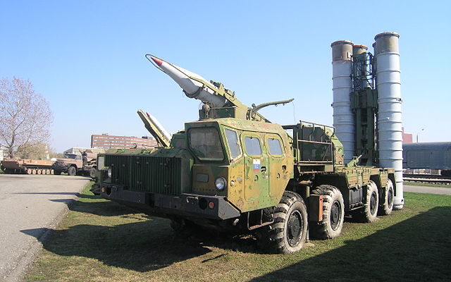 Russia sends S-300 air defense system to Syria