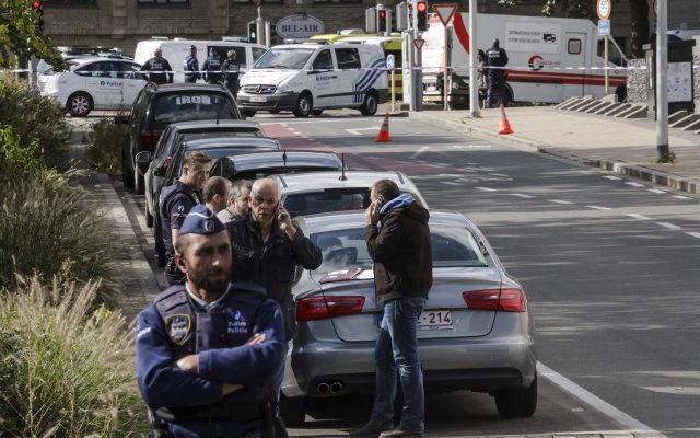 Belgium: 2 police stabbed in apparent terror attack