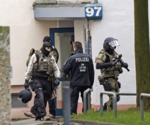 German police (AP/Jens Meyer)