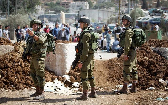 Palestinian terrorists continue attacks over weekend