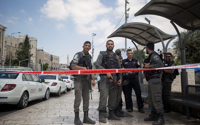 Israeli forces arrest Palestinian woman who planned attack