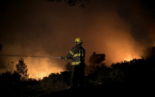 30 Arabs arrested for arson attacks