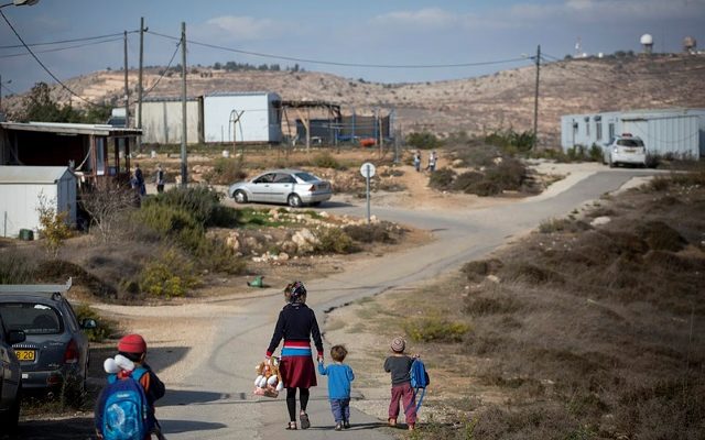 Residents of Amona, scheduled for demolition, to decide on government proposal
