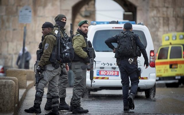 Palestinian terrorist stabs Israeli officer in Jerusalem attack
