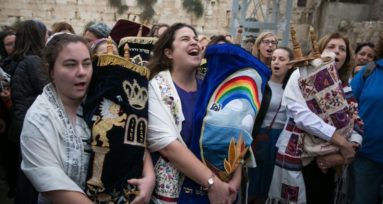 Orthodox party pushes to ban mixed-gender prayer at Western Wall