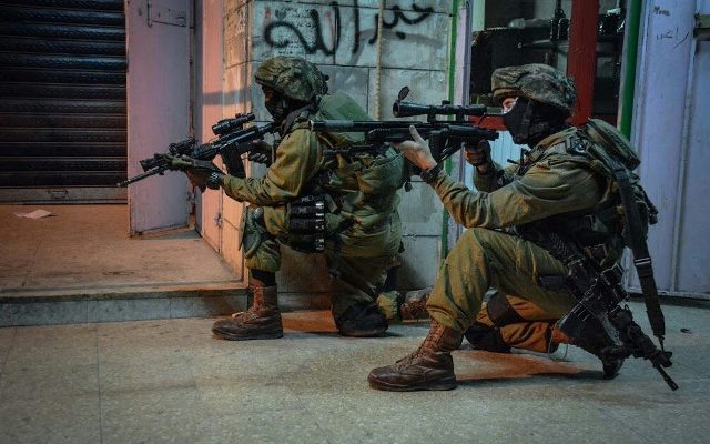 Palestinian terrorist shot while attacking IDF forces