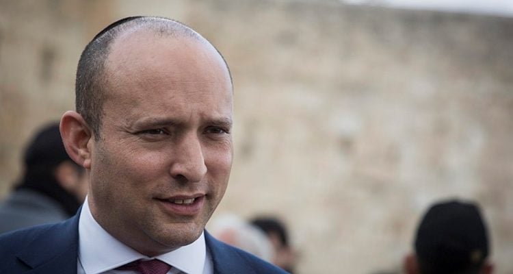 Bennett to submit vote on annexing Ma’ale Adumim
