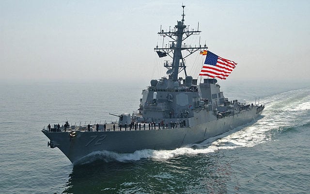 US Navy fired warning shots at Iranian boats, responding to belligerence