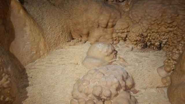 Researchers discover magnificent ancient cave in Galilee