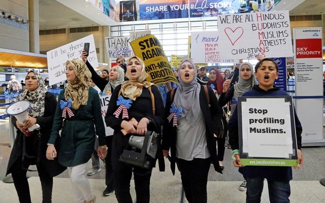 Muslim groups in US reject federal grants to fight extremism