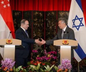Netanyahu with Singapore PM Lee Hsien Loong