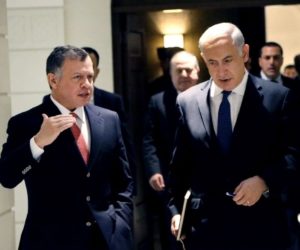 Prime Minister Benjamin Netanyahu, right, and Jordan's King Abdullah II, during the former's surprise visit to Amman on January 16, 2014 (photo credit: AP/Yousef Allan/Jordanian Royal Palace)
