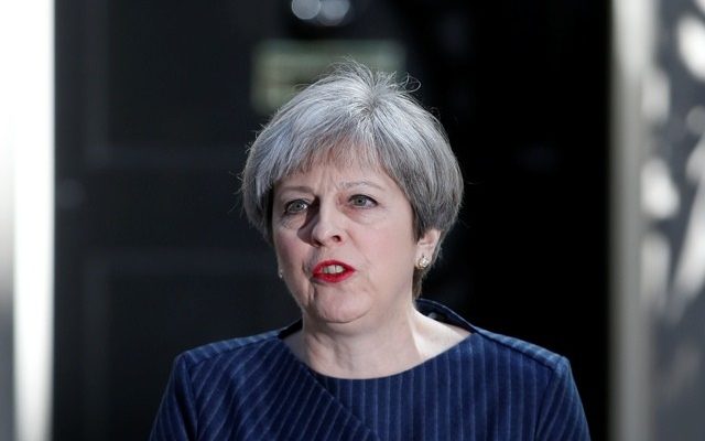 UK: May sends country to early elections