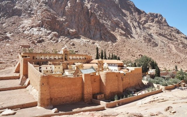 Egypt: ISIS claims attack on monastery; Israel remains alert