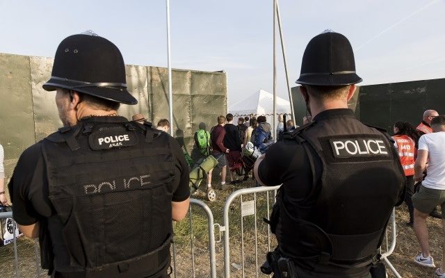 New report: UK anti-Semitic crime surges, prosecutions plummet