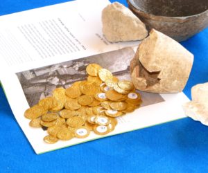 Gold coins dating to the time of Crusades (illustrative). (Photo: Israel Antiquities Authority/FLASH90)