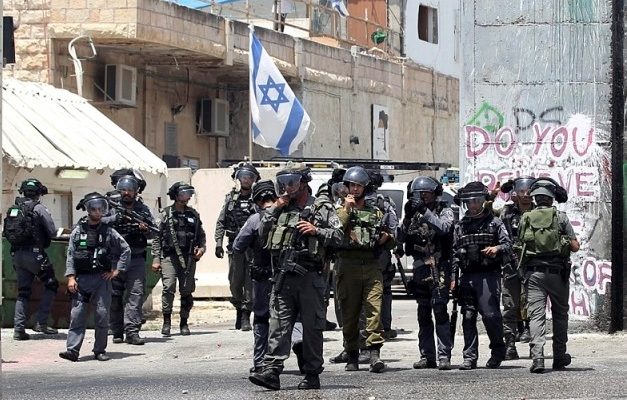 Israeli forces arrest 25 Hamas members