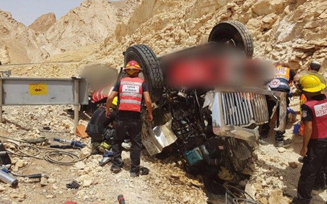 2 IDF soldiers killed in truck accident