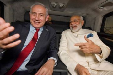Netanyahu in a car with Indian Prime Minister Narendra Modi at Ben Gurion International Airport on July 4, 2017