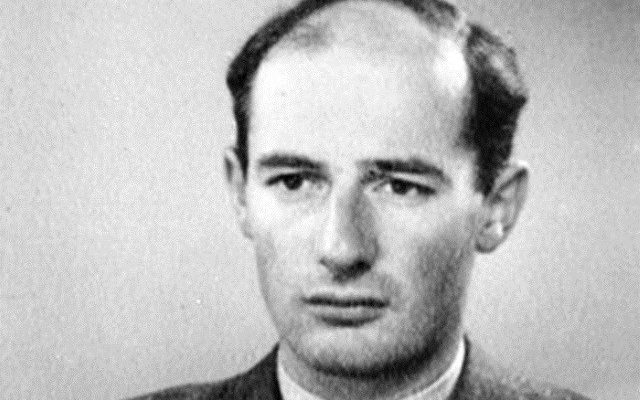 Relatives of diplomat who saved Jews seek truth from Russia