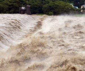 Flooding in Japan (Craig Hanson/Shutterstock)