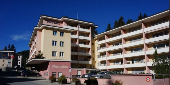 Swiss hotel tells ‘Jewish guests’ to ‘take a shower’