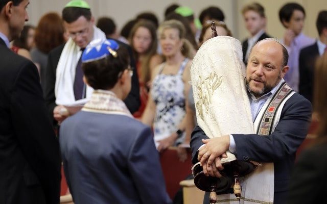 Jewish teen’s bar mitzvah gives Houston Jews opportunity to celebrate