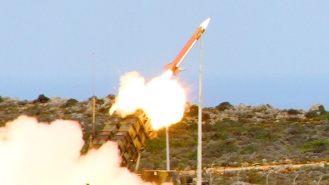 Saudis intercept Yemen rebel missile targeting royal palace