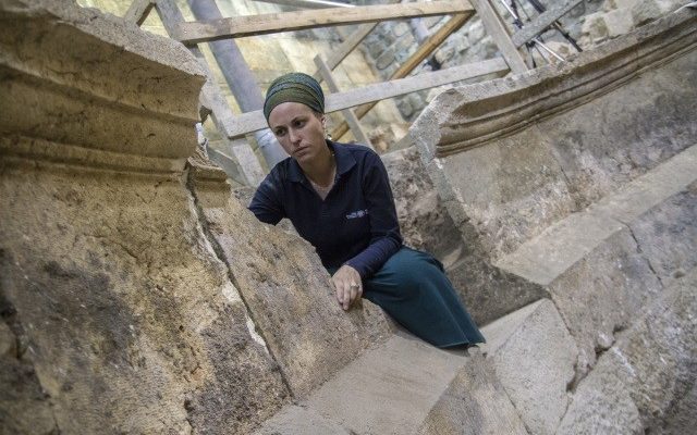 Israeli archaeologists uncover new segments of Western Wall