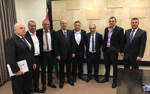 Israeli minister, Palestinian PM discuss economic ties
