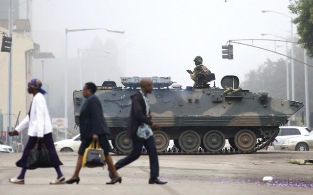 Zimbabwe: Army deposes president, takes control of capital
