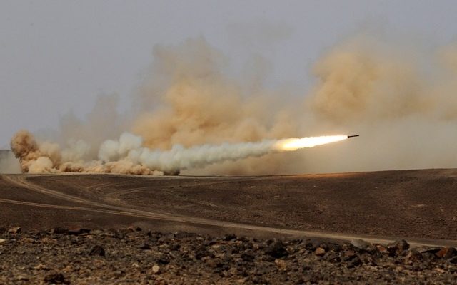 Saudi army intercepts Yemenite missile targeting airport